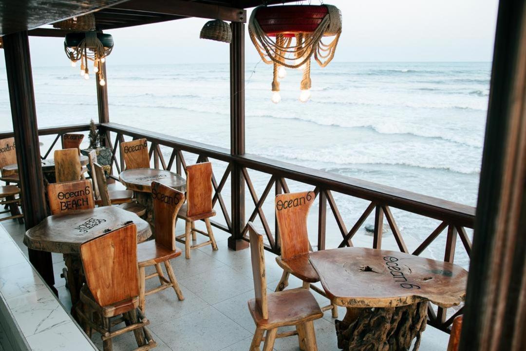 Ocean6 Hotel Kokrobite Luaran gambar
